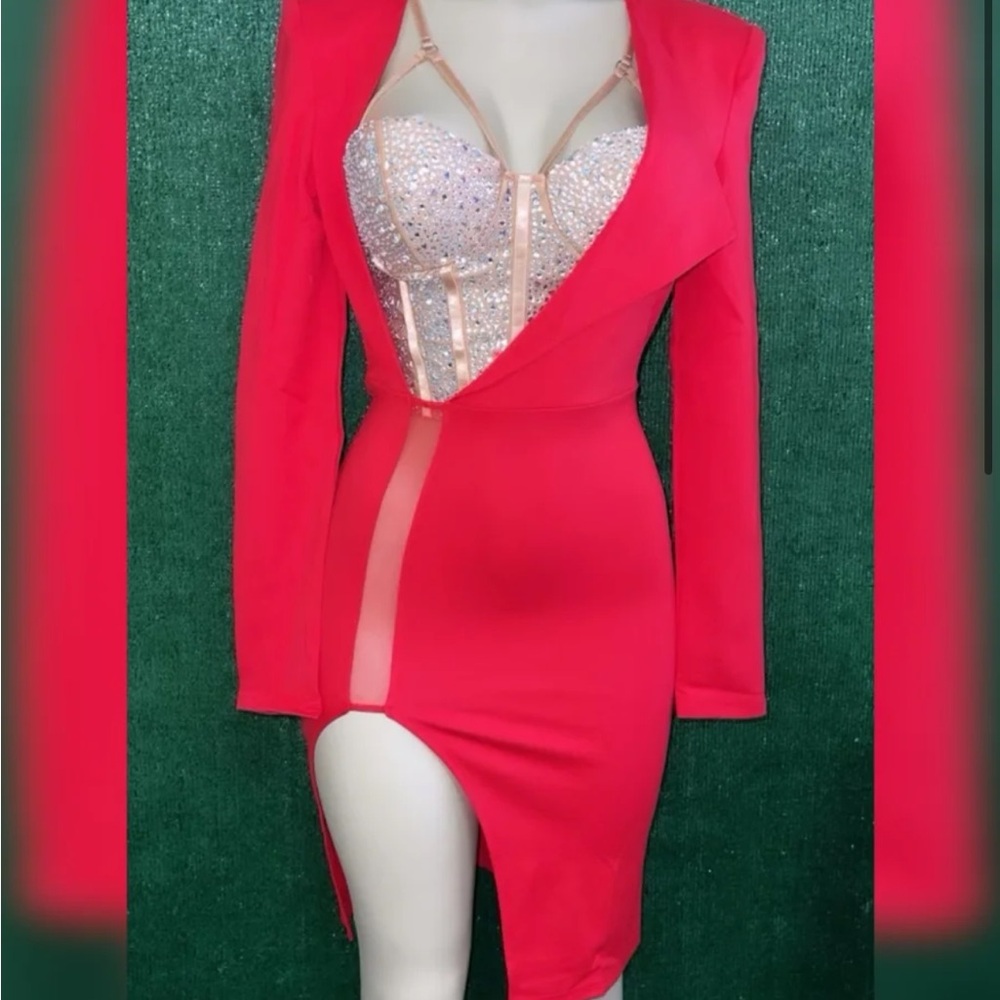 Elegant Red Evening Dress